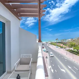 Walk Boutique Jumeirah Hotel